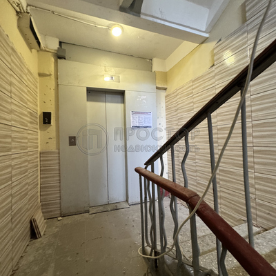 Продам двухкомнатную (2-комн.) квартиру, Нахимовский пр-кт, 42, Москва г