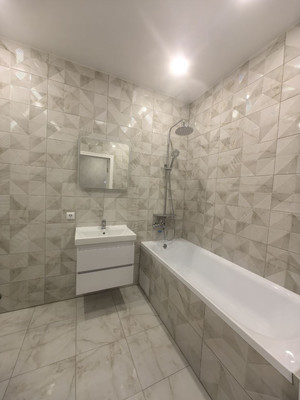 Продам однокомнатную (1-комн.) квартиру, Дзержинского пр-кт, 244к11, Новороссийск г