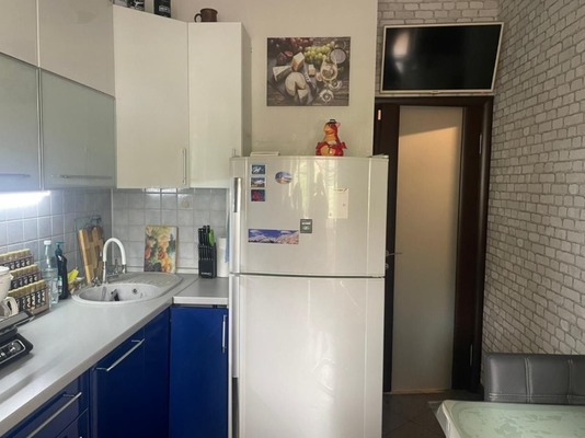 Продам двухкомнатную (2-комн.) квартиру, Новополоцкая ул, 19, Ростов-на-Дону г