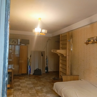Продам трехкомнатную (3-комн.) квартиру, 2-я Комсомольская ул, 40к1, Санкт-Петербург г