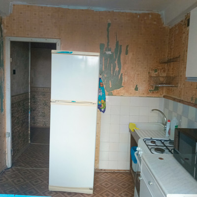 Продам трехкомнатную (3-комн.) квартиру, 2-я Комсомольская ул, 40к1, Санкт-Петербург г