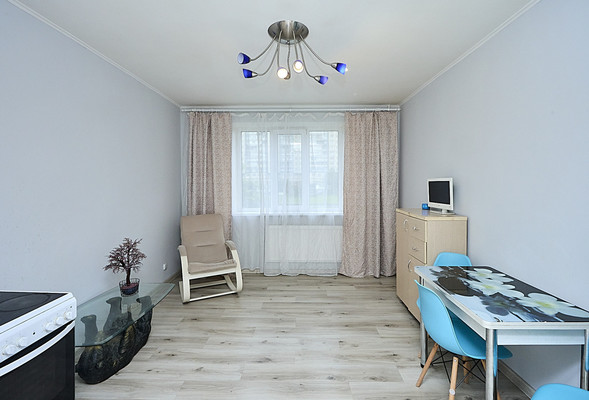 Продам трехкомнатную (3-комн.) квартиру, Испытателей пр-кт, 24ак1, Санкт-Петербург г