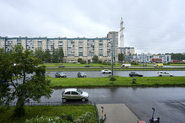 Продам трехкомнатную (3-комн.) квартиру, Испытателей пр-кт, 24ак1, Санкт-Петербург г