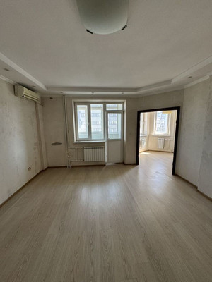 Продам двухкомнатную (2-комн.) квартиру, 339-й Стрелковой Дивизии ул, 12Е/49, Ростов-на-Дону г