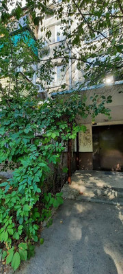 Продам двухкомнатную (2-комн.) квартиру, 2-я Краснодарская ул, 90, Ростов-на-Дону г