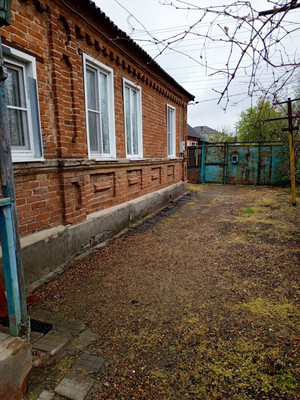 Продам дом, 2 мкр, Кропоткин г, 0 км от города