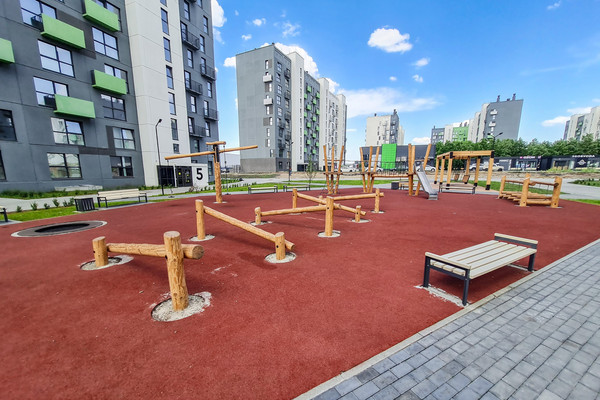 Продам двухкомнатную (2-комн.) , Блюхера ул, 125В, Челябинск г