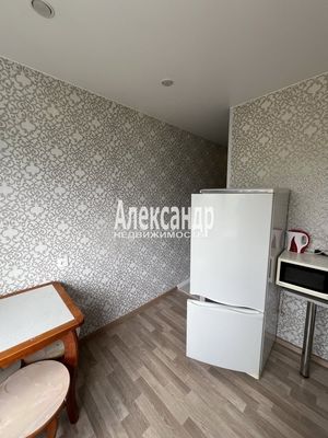 Продам однокомнатную (1-комн.) квартиру, Железнодорожная ул, 17, Каннельярви п. ж/д ст.