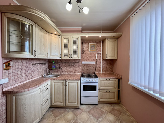 Продам двухкомнатную (2-комн.) квартиру, им Владимира Махалина мкр, 6, Дмитров г