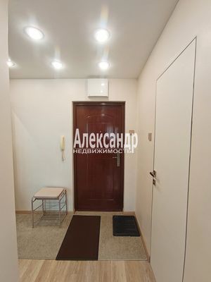 Продам однокомнатную (1-комн.) квартиру, Травяная ул, 6, Выборг г