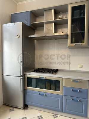 Продам трехкомнатную (3-комн.) квартиру, Бойцовая ул, 18к4, Москва г