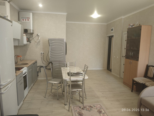 Продам однокомнатную (1-комн.) квартиру, Жолоба ул, 2, Супсех с