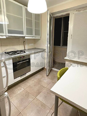 Продам двухкомнатную (2-комн.) квартиру, 3-й Новоподмосковный пер, 8, Москва г