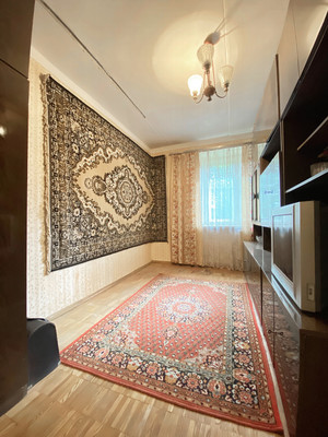Продам двухкомнатную (2-комн.) квартиру, Серпуховская ул, 115, Липицы с