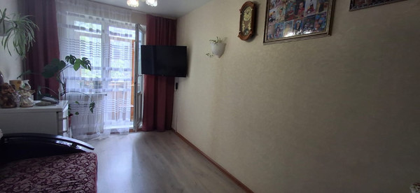 Продам трехкомнатную (3-комн.) квартиру, Кораблестроителей пр-кт, 32, Нижний Новгород г