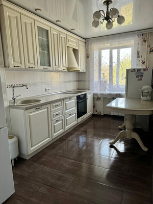 Продам трехкомнатную (3-комн.) квартиру, Шмидта ул, 20, Иркутск г