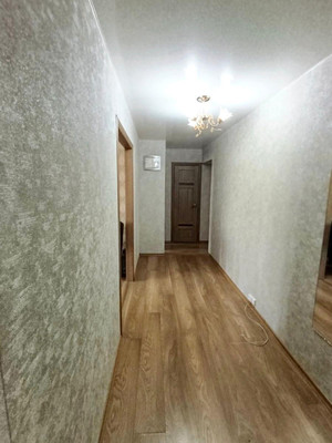 Продам трехкомнатную (3-комн.) квартиру, Шмидта ул, 20, Иркутск г