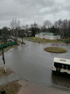 Продам трехкомнатную (3-комн.) квартиру, Школьная ул, 2А, Лесной п
