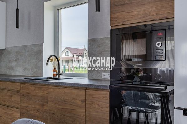 Продам дом в поселке Петровские Сады, Черемуховая ул, 7, Матокса д, 15 км от города