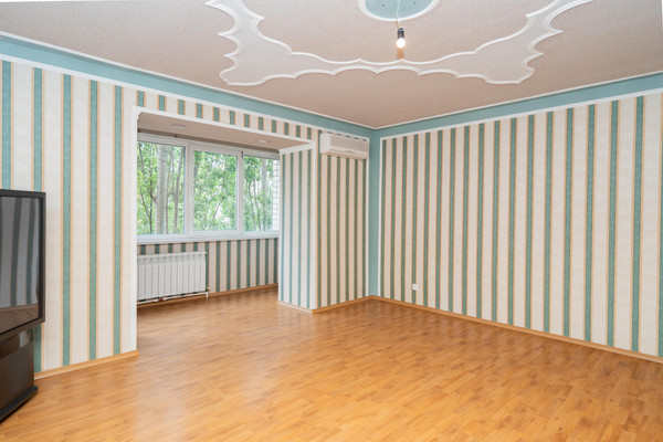 Продам двухкомнатную (2-комн.) квартиру, Победы б-р, 43, Воронеж г