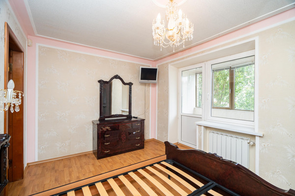 Продам двухкомнатную (2-комн.) квартиру, Победы б-р, 43, Воронеж г