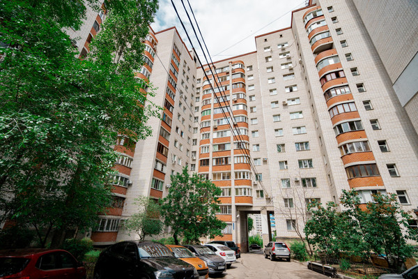 Продам двухкомнатную (2-комн.) квартиру, Победы б-р, 43, Воронеж г