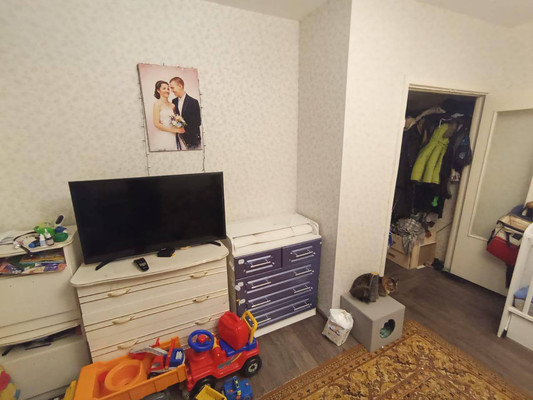 Продам однокомнатную (1-комн.) квартиру, Октябрьский пр-кт, 22, Нижний Тагил г