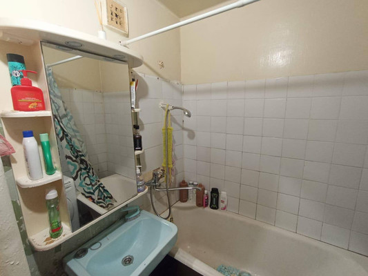 Продам однокомнатную (1-комн.) квартиру, Октябрьский пр-кт, 22, Нижний Тагил г