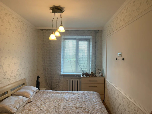 Продам трехкомнатную (3-комн.) квартиру, им. Селезнева ул, 126, Краснодар г