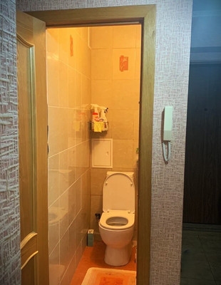 Продам трехкомнатную (3-комн.) квартиру, им. Селезнева ул, 126, Краснодар г