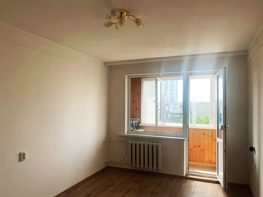 Продам двухкомнатную (2-комн.) квартиру, им. Селезнева ул, 120, Краснодар г