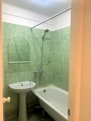 Продам двухкомнатную (2-комн.) квартиру, им. Селезнева ул, 120, Краснодар г
