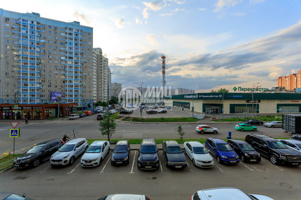Продам однокомнатную (1-комн.) квартиру, Березовая ул, 11, Видное г