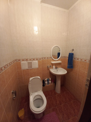 Продам двухкомнатную (2-комн.) квартиру, Гагарина ул, 7в, Волгодонск г