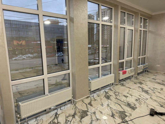 Сдам торговое помещение 361 м2, Евпаторийское ш, 67, Симферополь г