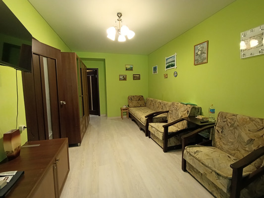 Продам двухкомнатную (2-комн.) квартиру, Пуцатова ул, 29А, Алушта г