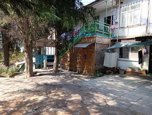 Продам двухкомнатную (2-комн.) квартиру, Пуцатова ул, 29А, Алушта г