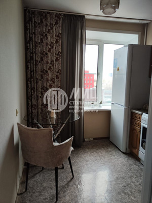 Продам однокомнатную (1-комн.) квартиру, Большая Черёмушкинская ул, 11к1, Москва г