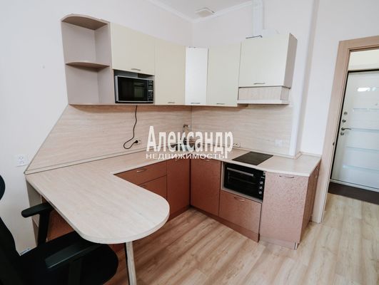 Продам однокомнатную (1-комн.) квартиру, Петровский б-р, 12к2, Мурино п