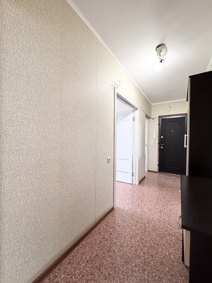 Продам трехкомнатную (3-комн.) квартиру, братьев Ткачевых ул, 11, Брянск г