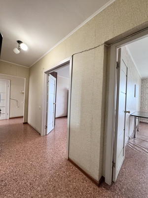 Продам трехкомнатную (3-комн.) квартиру, братьев Ткачевых ул, 11, Брянск г