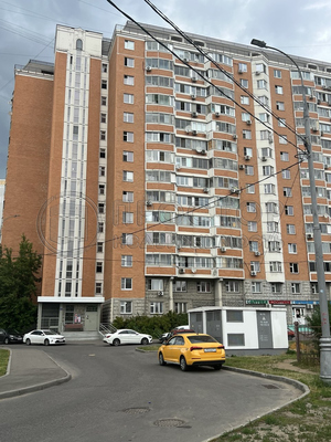Продам трехкомнатную (3-комн.) квартиру, Верхние Поля ул, 45к4, Москва г