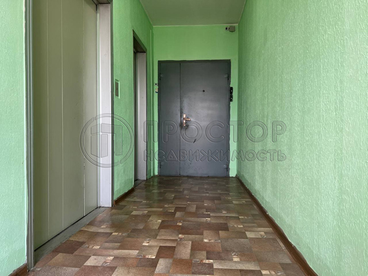 Продам трехкомнатную (3-комн.) квартиру, Верхние Поля ул, 45к4, Москва г