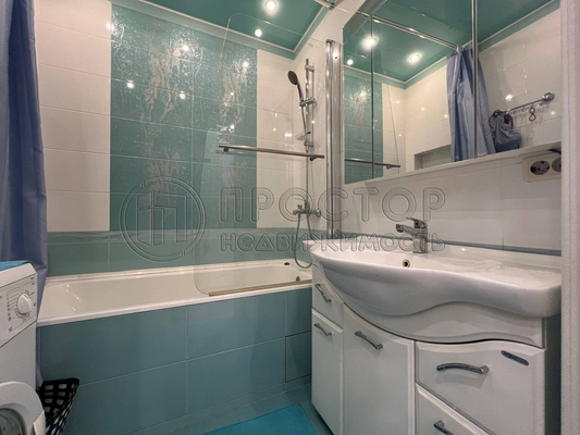 Продам трехкомнатную (3-комн.) квартиру, Верхние Поля ул, 45к4, Москва г