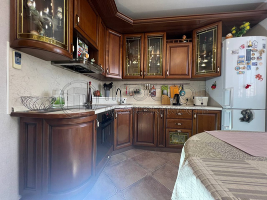 Продам трехкомнатную (3-комн.) квартиру, Верхние Поля ул, 45к4, Москва г