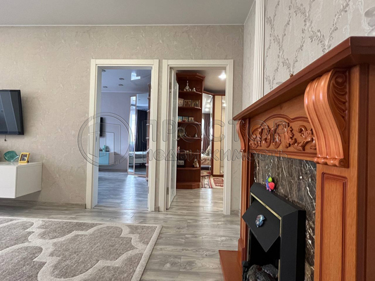 Продам трехкомнатную (3-комн.) квартиру, Верхние Поля ул, 45к4, Москва г