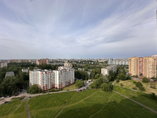 Продам двухкомнатную (2-комн.) квартиру, Орджоникидзе ул, 52А, Санкт-Петербург г