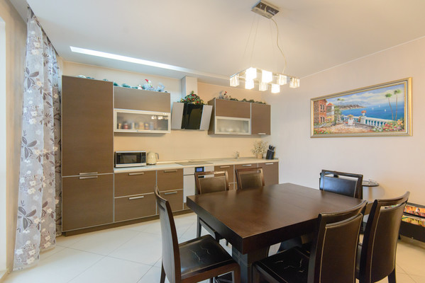 Продам многокомнатную квартиру, Королева пр-кт, 1и, Ростов-на-Дону г