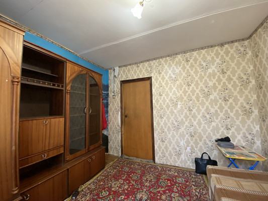 Продам комнату в 3-комн. квартире, Задонский проезд, 24к2, Москва г
