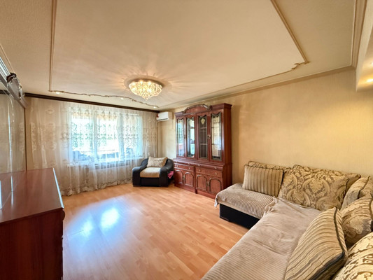 Продам трехкомнатную (3-комн.) квартиру, Тарчокова ул, 28, Нальчик г